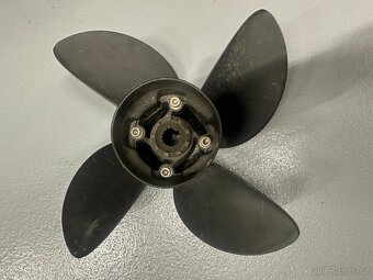 Lodní šroub MERCURY ALPHA ONE Pro-Pulse 9201-0 - 4