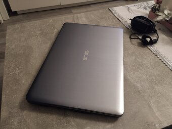Asus VivoBook X540LJ - 4