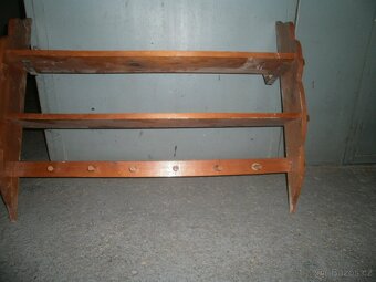 Polička závěsná - 4