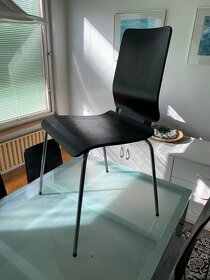 Velký jídelní stůl + židle - 4