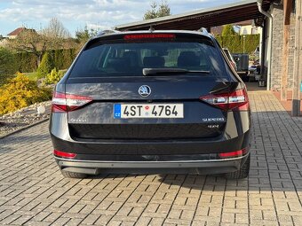 Superb 3 2.0 TDI, DSG 4x4 Laurin & Klement r.v2019 - 4