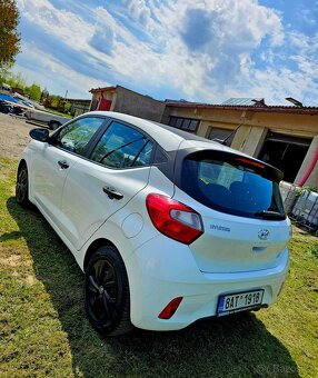 Hyundai i10 rok 2021 71 tis km koupeno CZ - 4