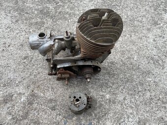 Motor Jawa 250/559 Panelka - 4