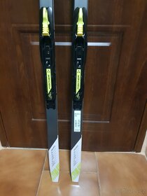 Prodám úplně nové běžky FISCHER CROWN 147cm dlouhé. - 4