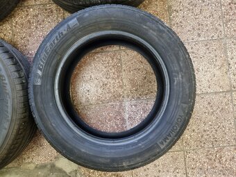 Yokohama BluEarth 205/60 R16 - 4