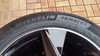 ALU kola ŠKODA 5x100 R17 NOVÁ letní sada KAMIQ pneu MICHELIN - 4