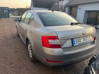 Škoda Octavia 3 1.6 TDI původ CZ najeto 135 000km - 4