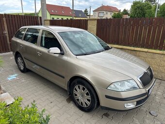 Škoda Octavia 2 Combi 1.6 - 4