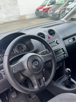 7.6.2025 - Volkswagen Caddy, 2.0TDI 103KW Ojeté, 3/2015 Nova - 4