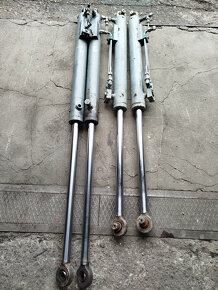 párové hydraulické pístnice - 4