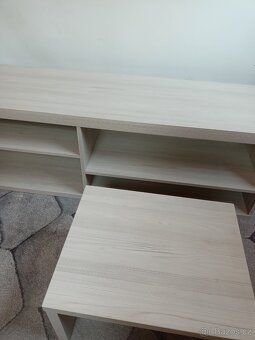 Bílý set TV skříň a stolek - 4