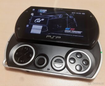 PSP Go - 4