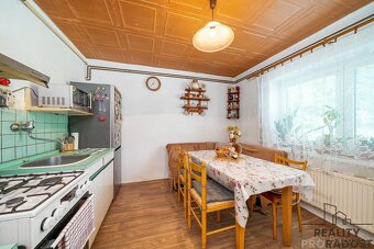 Prodej RD 6+2 se zahradou, pozemek 1815 m2 v obci Mladějov n - 4