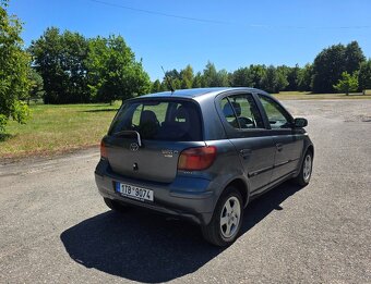 Toyota Yaris 1,0 VVT-i - 4