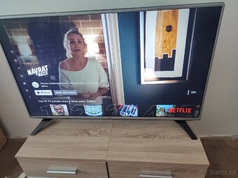 LG TV 108cm - 4
