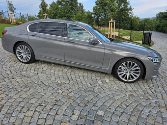 BMW 730 dA 4/2022 pouze naj. 14408km - 4