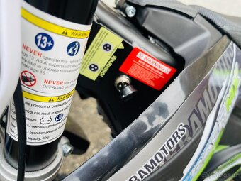Elektrický pitbike Leramotors Rocket 1600W, skladem více bar - 4
