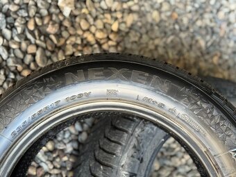 235/55/17 - Nexen zimní pár pneu - 4