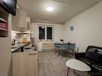 Pronájem bytu 50m2 - 4