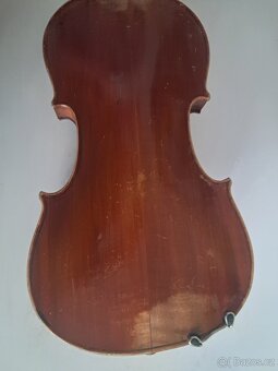 Staré housle na opravu - 4