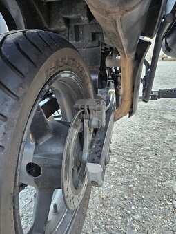 Suzuki V-SROM 650 - 4