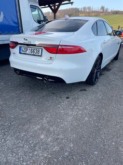 Jaguar XF 3.0SC AWD - 4