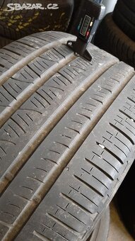 Prodám 2 x letní pneu Pirelli 295/40/20. - 4