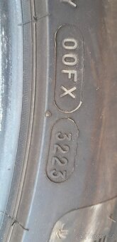 Prodám 2x letní pneu 285/35R20 106V - 4