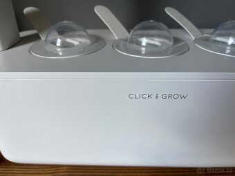 Click and Grow Smart Garden 3 chytrý květináč + 3ks kapslí - 4