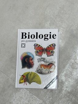 ATLAS SVĚTA + učebnice CH, B, ČJ - 4