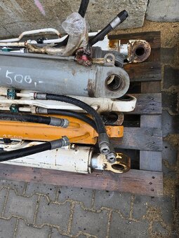 PRODÁM: Hydraulické pístnice, válce, píst - 4