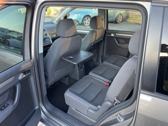VW Touran 1,6MPi 75kW 7míst ZÁRUKA - 4