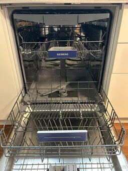 Plně vestavná myčka Siemens SE63HX42VE - 4