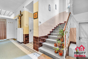 Prodej RD 5+1, CP 5.677 m², Jaroměřice - 4