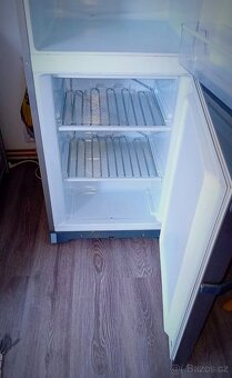 Lednice Hotpoint Ariston - 4