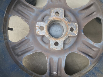 Alu kola 4x100 R15 (pneu KO) - 4