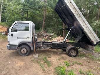 Nissan CabstarE - 4