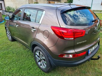 Prodám Kia Sportage 2.0 CRDi 4WD 135 kw 2015/16 - 4