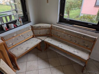 Rohový jídelní kout z masivu - 4