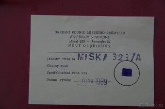 Miska na kovovém stojánu - 4