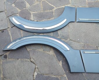 Plastové lemy Ssangyong Rexton - 4