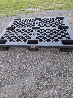 Plastové palety 120x100 - 4