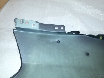 Mazda Tribute: Blatník pravý - 4