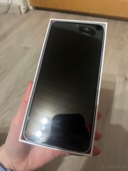 T Phone 3, Stříbrný - 4