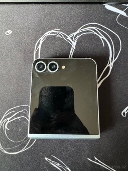 Samsung z flip 6 - 4