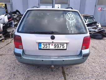 VW PASSAT B5 1.9TDI - DÍLY Z VOZU - 4