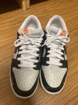 Nike Dunk Low Black/ Medium Ash-Light Silver - 4
