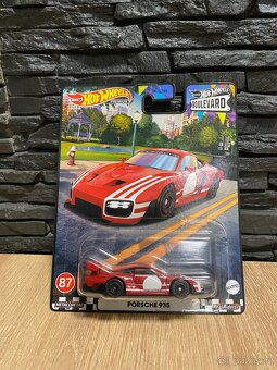 Hot Wheels premium modely - 4