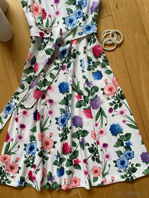 Nové výrazné květinové midi šaty Calvin Klein, vel. 40 - 4