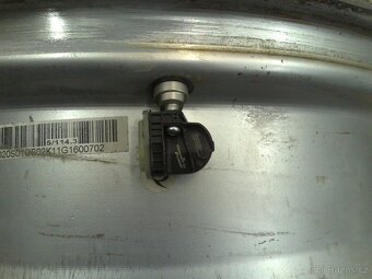 alu kola 5x114,3 r17 original kia - 4